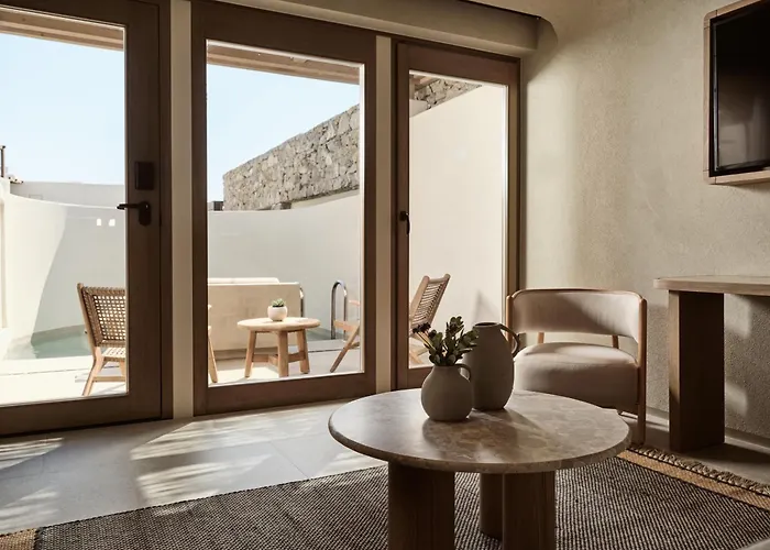 فندق Omeon Mykonos 5*