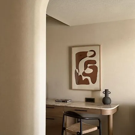 Otel Omeon Mykonos 5*