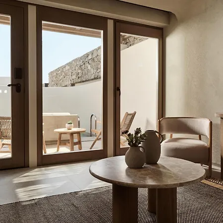 Otel Omeon Mykonos 5*