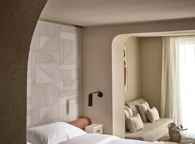 מלון Omeon Mykonos 5*